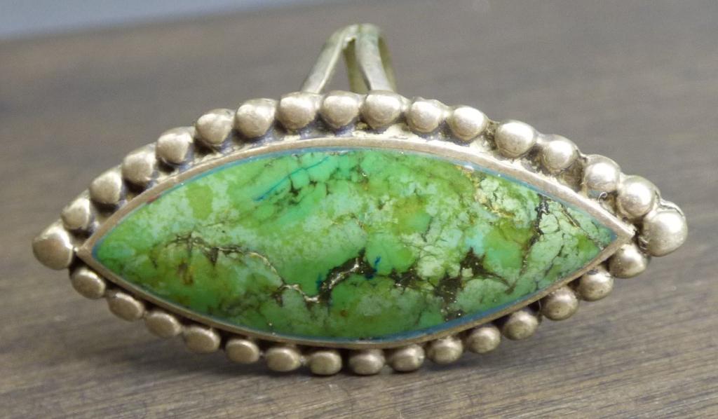 Sterling and Green Turquoise Ring (1 of 5)