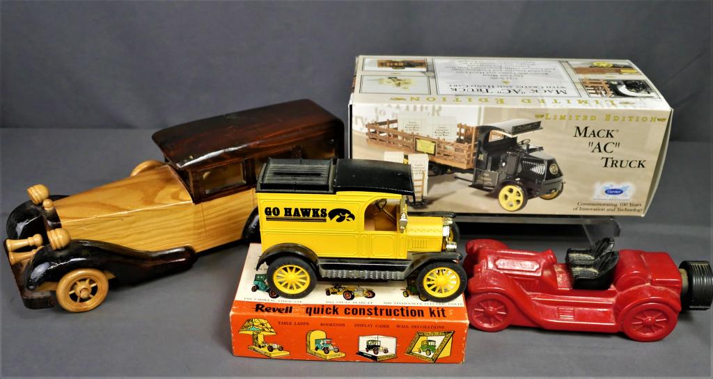 Vintage Wooden & Die-Cast Toy Car & Truck Models (1 of 15)