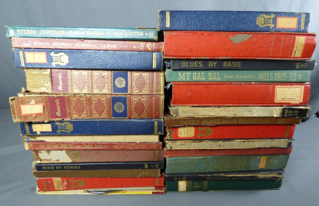 Large Lot of Vintage Vynil Records- Blues, Dixie,: Large Lot of Vintage Vynil Records- Blues, Dixie, Orchestras, etc.. Condition: Used, appear to be in good overall condition, covers show some shelf wear, records unchecked for scrathes and scuffs