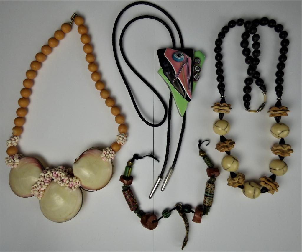 Tribal Jewelry- Glass/ Beads/ Necklaces (1 of 7)