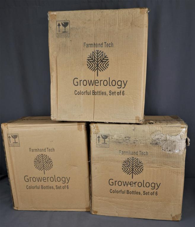 Groverology Colorful Decorative Glass Bottles (1 of 2)