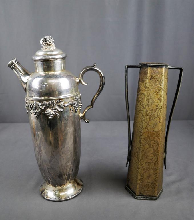 Pair of Antique Silver Plated Vase and Coffee Pot (1 of 10)