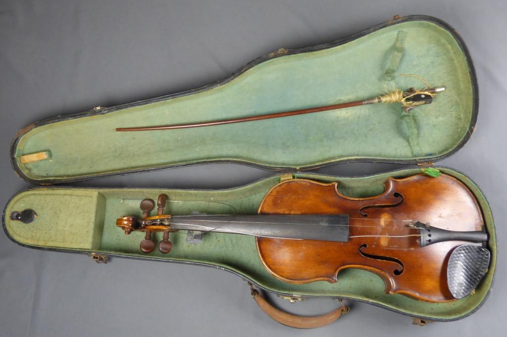 Lippold Hammig Vintage Violin in Case from 1950's (1 of 12)