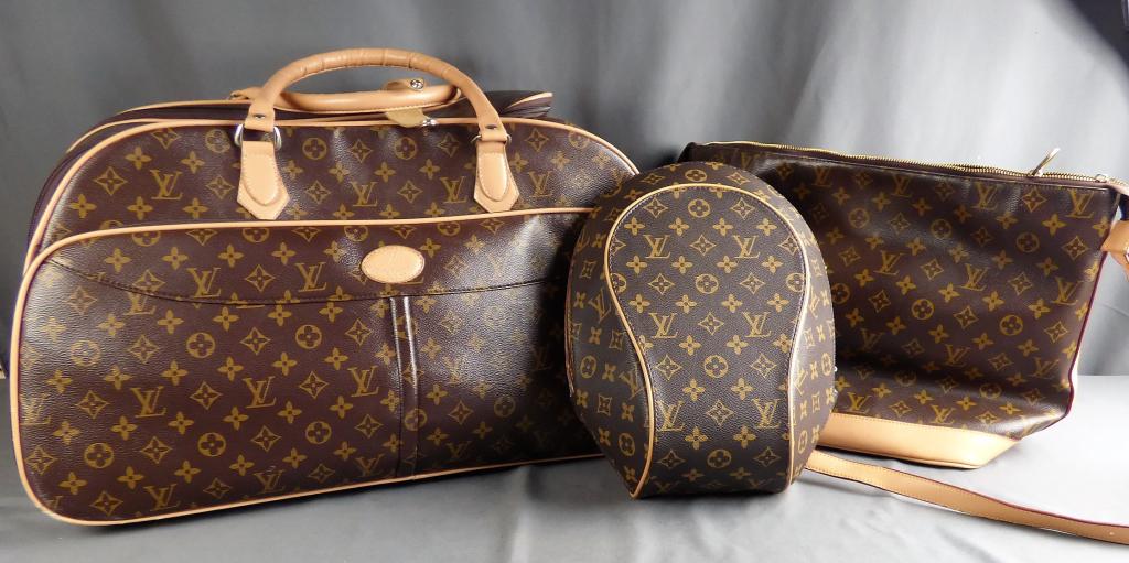 Louis Vuitton Travel Bag Set (1 of 17)