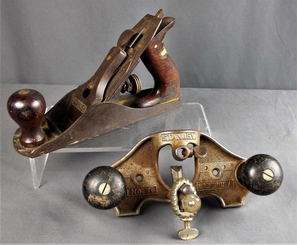 Vintage Stanley No. 71 Router Plane & No. 3 Hand e (1 of 12)
