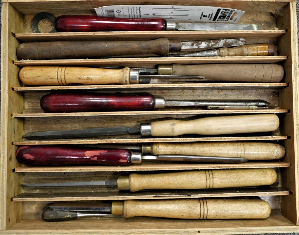 Vintage Chisel Woodcarving Tools- Millers Falls (1 of 15)