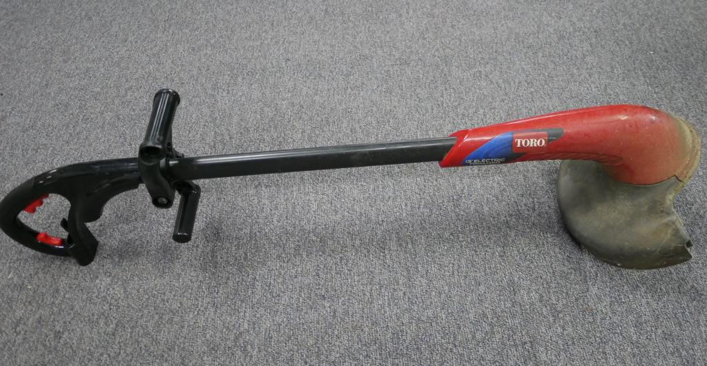 Toro 13" Electric Trimmer (1 of 4)