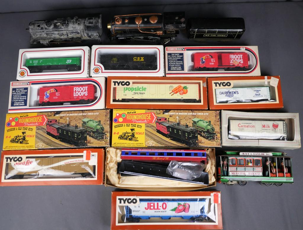 Group of Vintage Trains and Cars- Lionel, American (1 of 15)