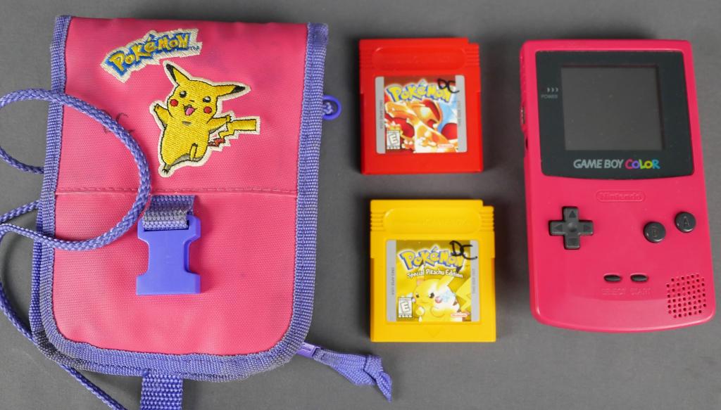 Nintendo Gameboy Color Console with Pokemon Cards (1 of 1)