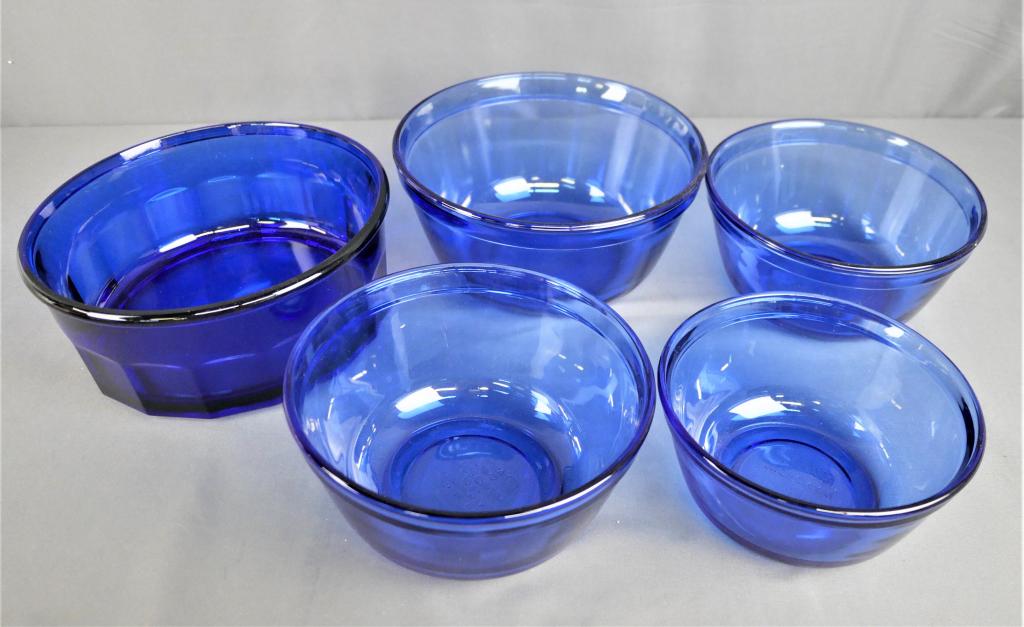 Cobalt Blue Anchor Ovenware Mixing Bowl Set (1 of 2)