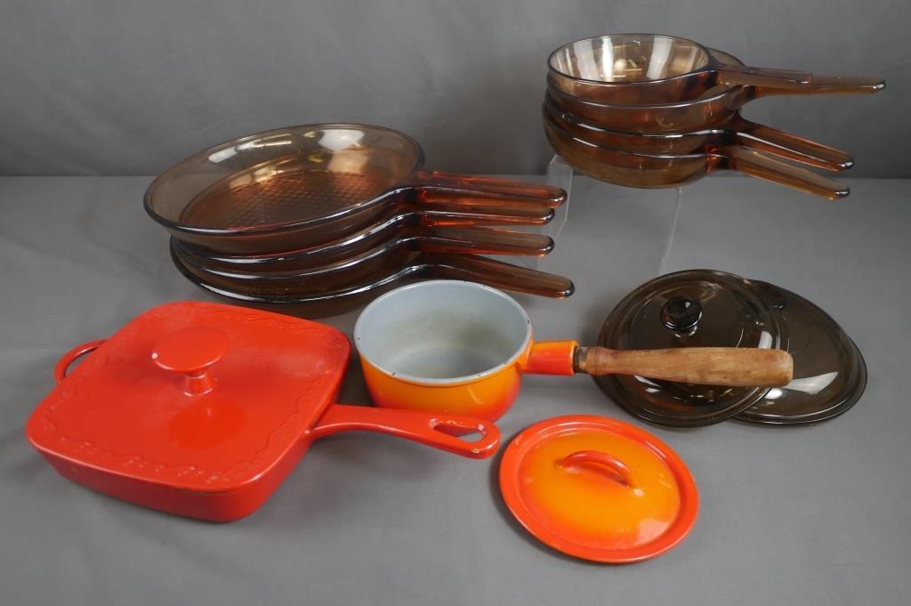 Set of Vintage Vision Corning France Frying Pans (1 of 9)