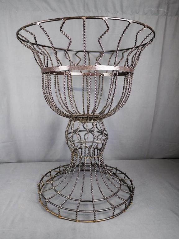 Large Outdoor Garden Wire Plant Stand/ Basket (1 of 3)