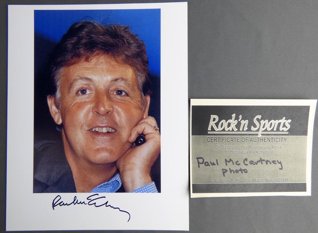 Paul McCartney Signed/ Autographed Photograph COA (1 of 4)