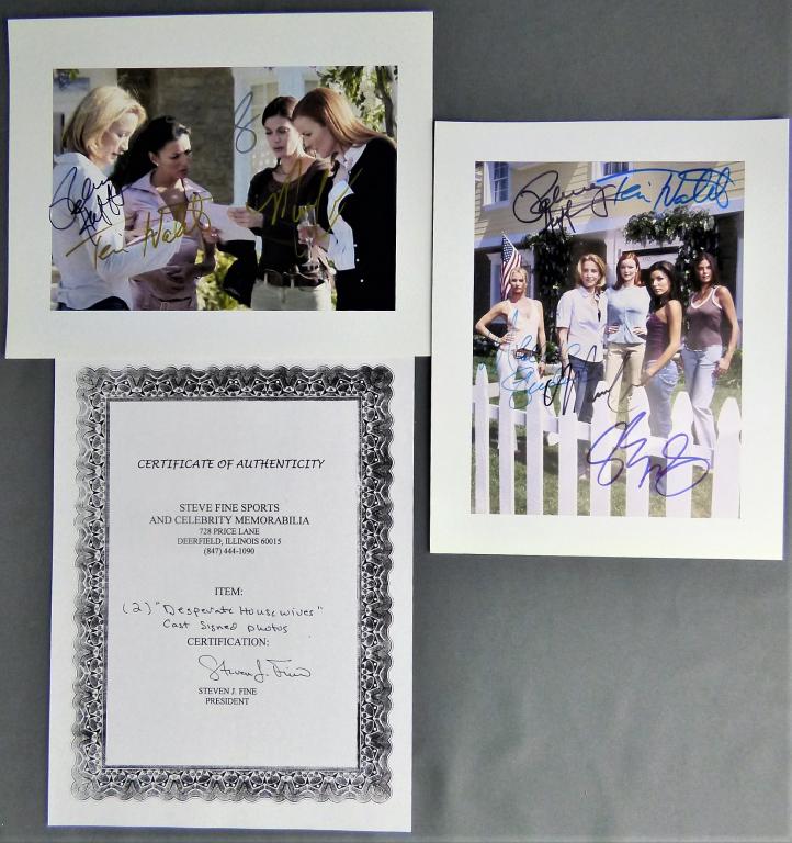 2 Desperate Housewives Cast Signed Photographes (1 of 11)