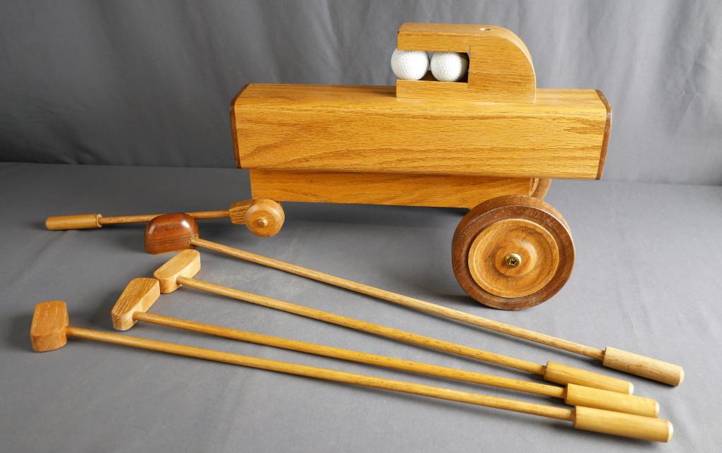 Wooden Handmade Golf Caddy w/Clubs & Balls (1 of 5)