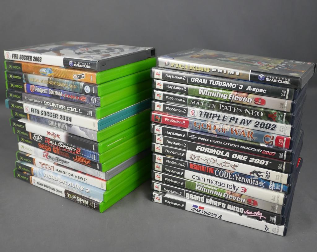 Vintage Xbox, Game Cube, Playstation 2 Video Games (1 of 3)