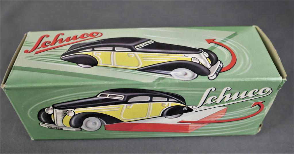 SCHUCO Wende-Limousine 1010シュコークラシック Schuco Wende-Limousine 1010 復刻版 | ブリキのおもちゃ
