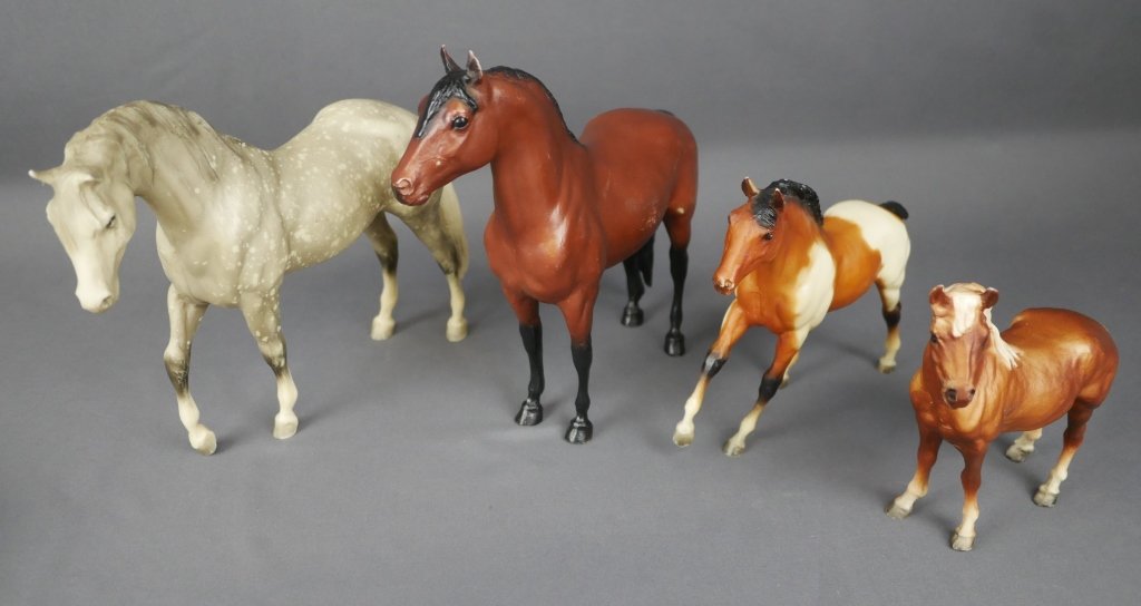 Vintage Breyer Horse Figurines. Lot of 4 (1 of 8)
