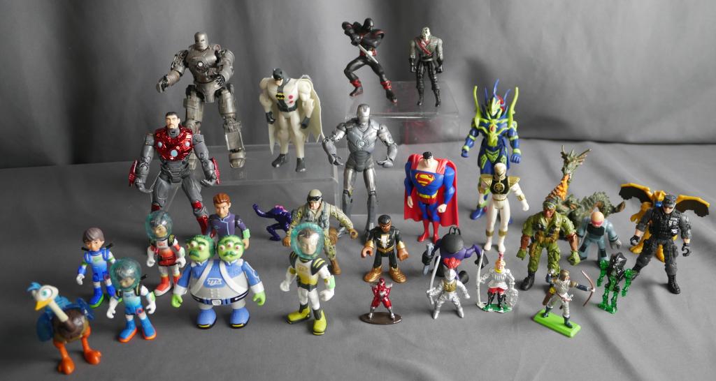 Vintage Superhero Action Figure Lot (1 of 8)