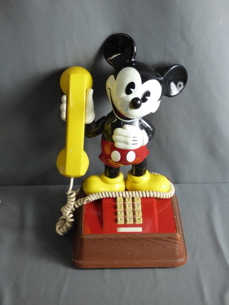 Disney Mickey Mouse Touch Tone Phone 1976 (1 of 6)