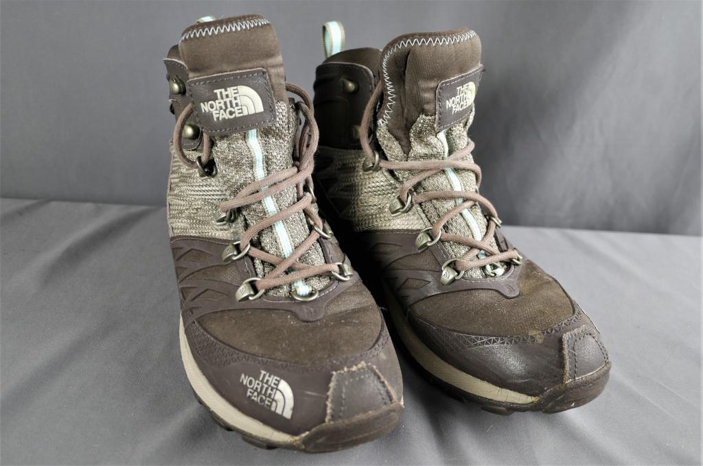 The North Face Core-Tex Womens Boots (1 of 5)