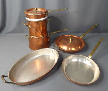 Vintage Villedieu French Copper Pans & Frying Pans: Vintage Villedieu French Copper Pans & Frying Pans. Condition: Good, some cleaning required