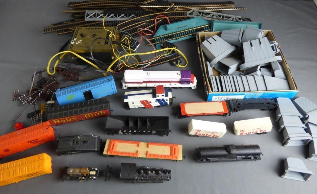 Vintage Model Railroad Trains, Tracks & Accessoris