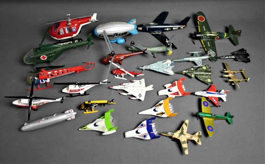 Lot of Vintage Die-Cast Airplanes - Matchbox, Zylm (1 of 12)