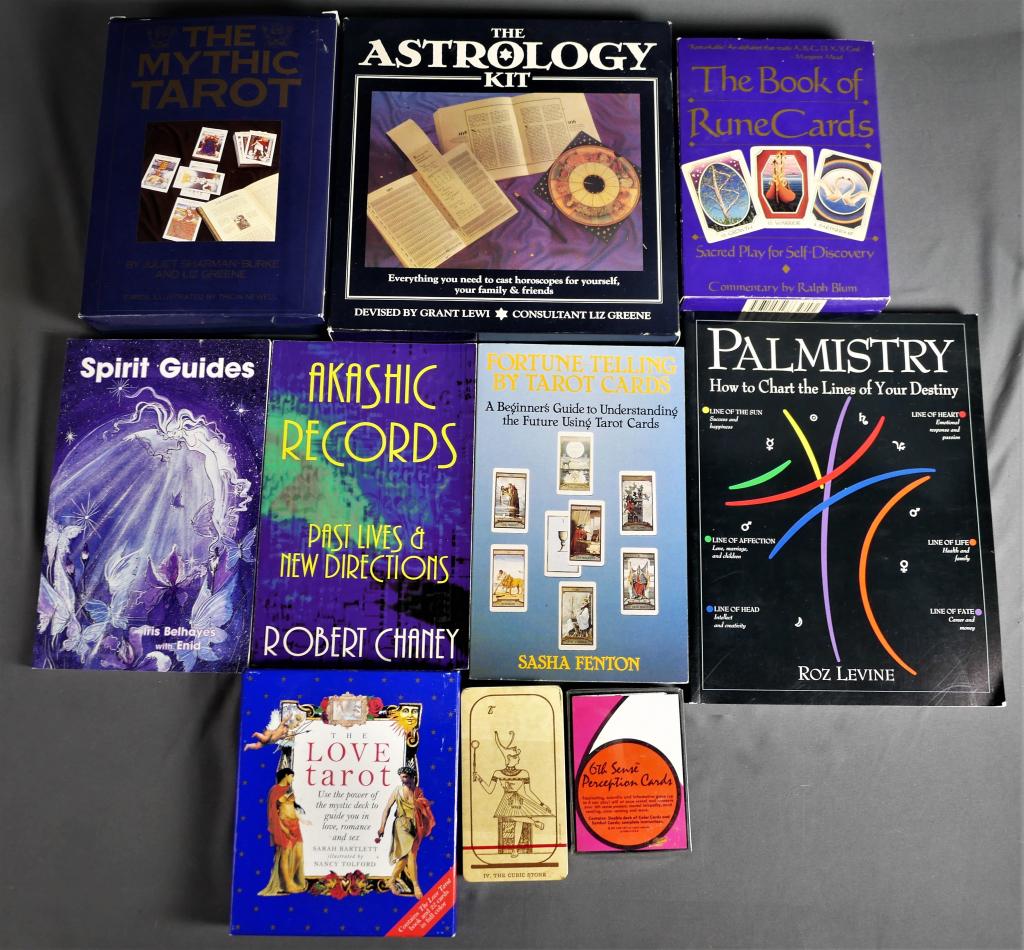 Fortunetelling Tarot, Oracle, Meditation Cards & B (1 of 6)