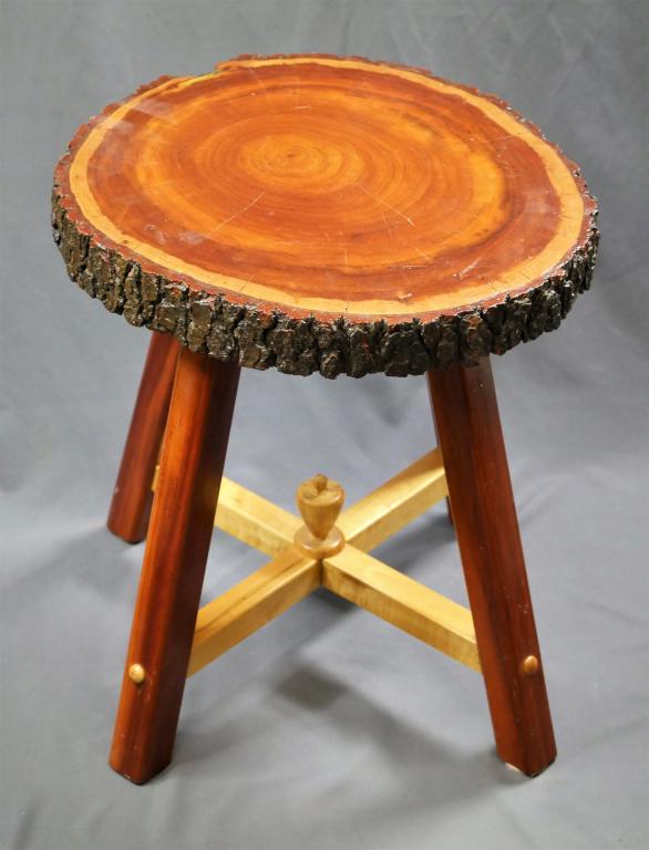 Round Natural Wood Slab Stool/ Chair: Round Natural Wood Slab Stool/ Chair. Measures 18" tall and approx. 16 1/2" in diameter. Condition: Good