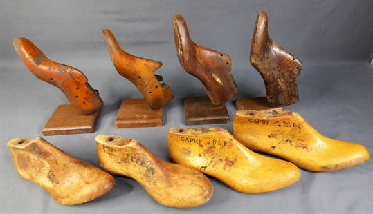 Vintage Wooden Shoe Molds Made into Bookends: 1950's-60's Wooden Shoe Molds. Four made into Bookends. Condition: Used, normal age related wear