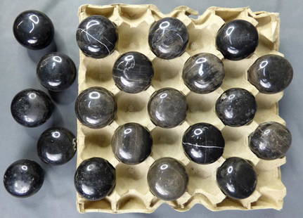 Genuine Black Onyx Gear Shift Knobs/ Door Handles: Lot of 20 Vintgae Semi-Precious Black Onyx Door Pulls/ Handles/ Gear Shift Knobs. Hand Crafted from Semi-precious Onyx Stone and polished to a brilliant sheen. Condition: Unused, old stock
