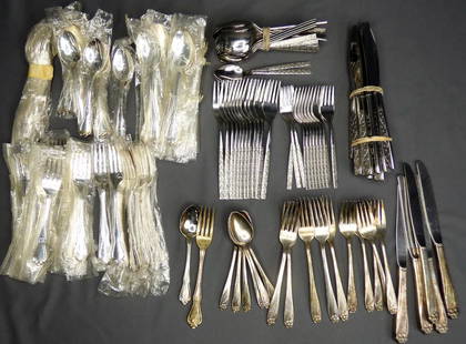 Large Lot of Mostly S.S.S. Oneida Silverware: Large Lot of Mostly Oneida Silverware. Condition: Good, half is still packed