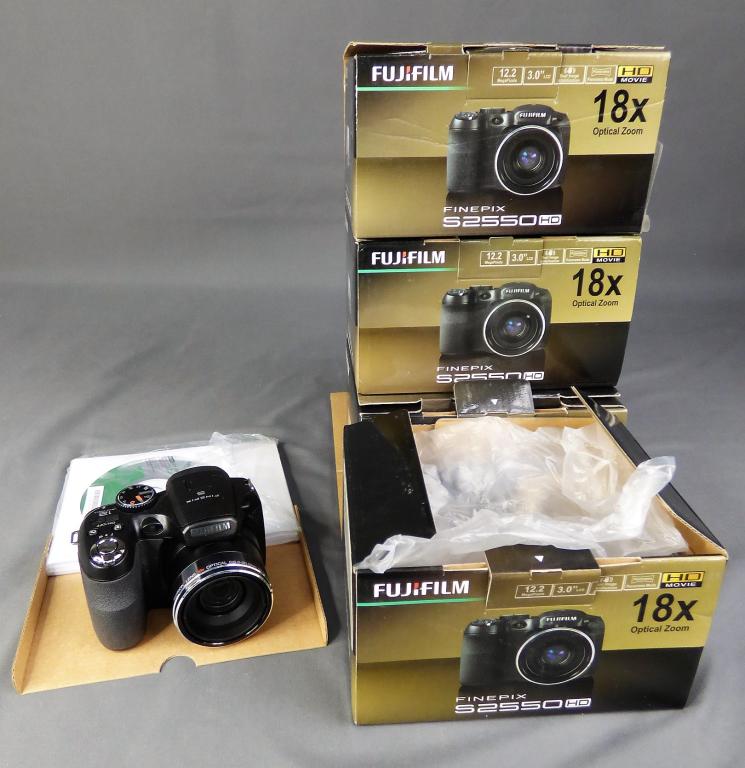 Fujifilm S2550HD Digital Cameras- Lot of 4 New (1 of 9)