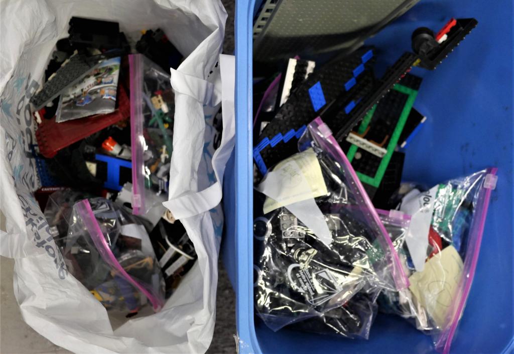 Bin Full of Vintage Lego Building Blocks (1 of 7)