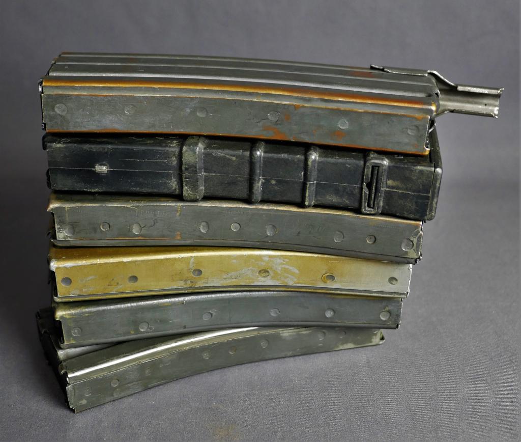 Lot of 6 AR15 M16 5.56 Nato Magazines Ammo Clips (1 of 4)