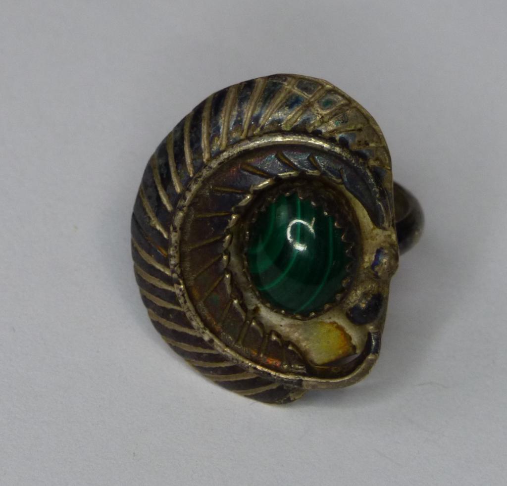 Native American Sterling Silver Ring w/  Malachite (1 of 5)