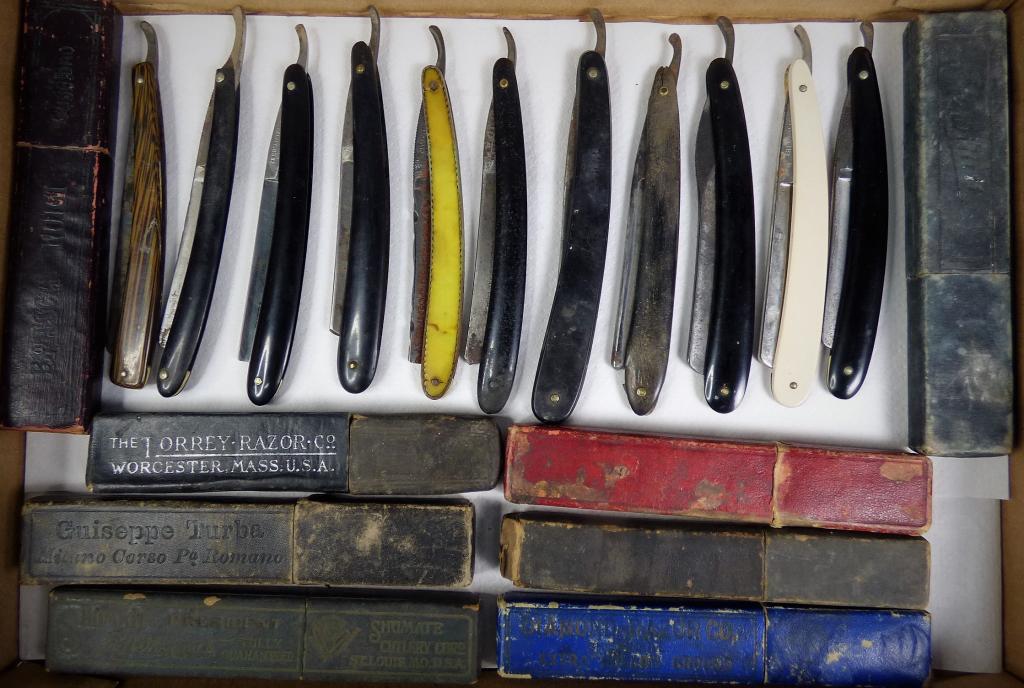 Lot of Antique Straight Razors & Boxes (1 of 9)