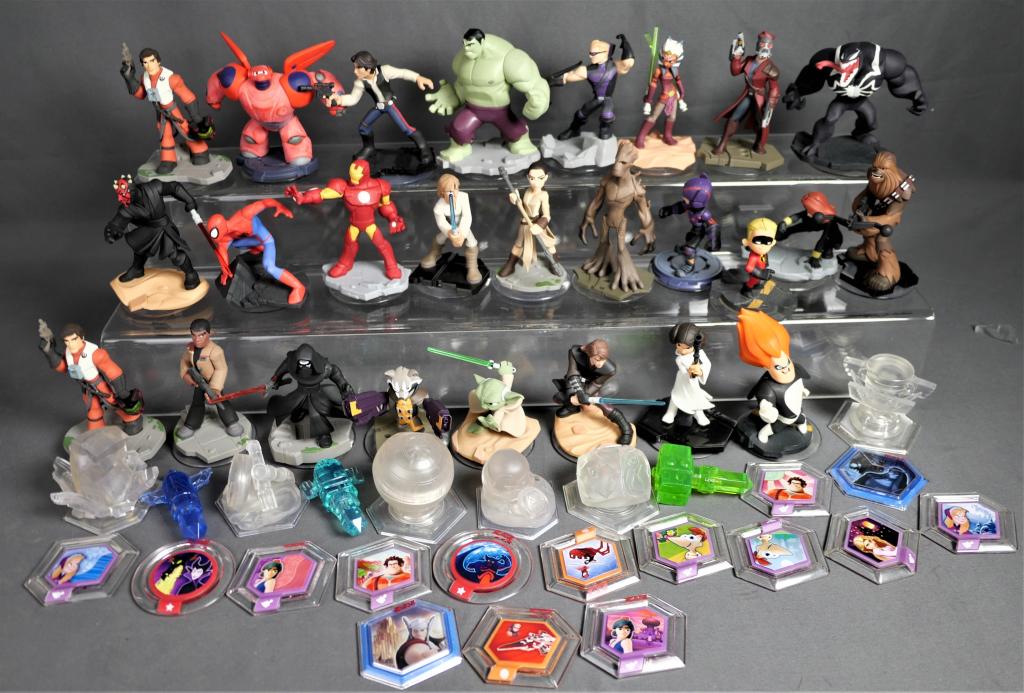Disney Infinity Figure Characters- 2.0; 3.0 & Toke (1 of 4)