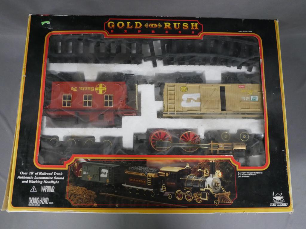 Gold Rush Express RR Train Set by New Bright (1 of 3)