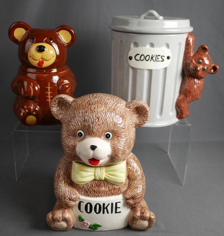Vintage Bear/ Teddy Bear Cookie Jars (1 of 8)