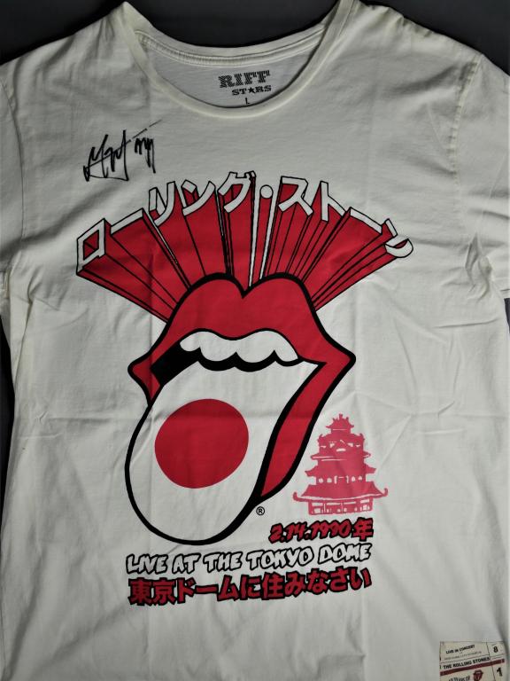 Rolling Stones T-Shirt Signed by Mick Jagger (1 of 5)