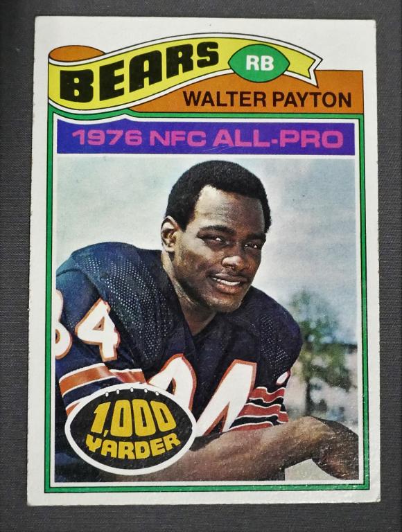 Walter Payton 1977 Topps #360 Football Card: Walter Payton 1977 Topps #360 Football Card. 2nd Year. Condition: EX+