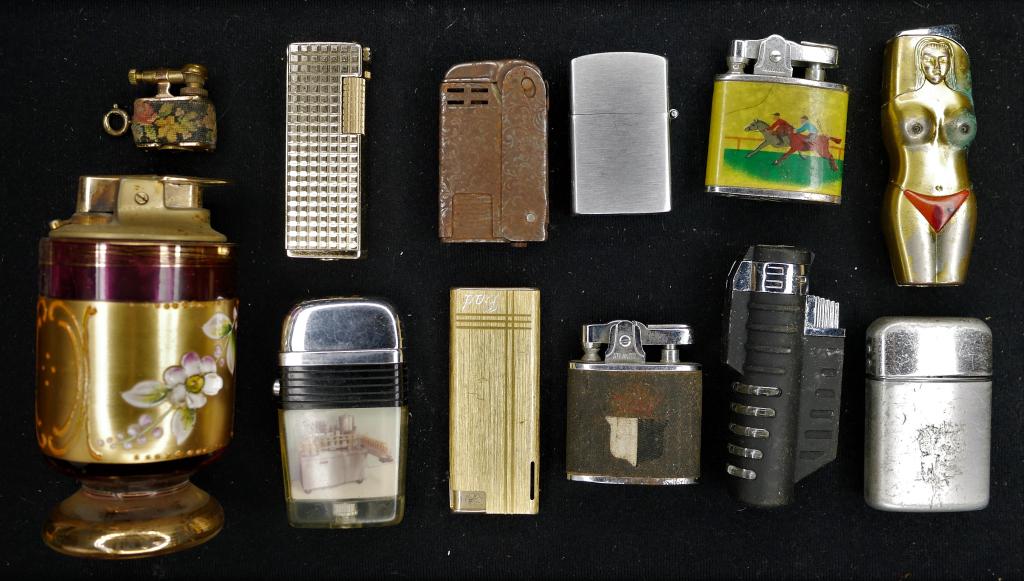 Lot of Vintage Lighters- Atlantis, Golden Wheel: Group of Lot of Vintage Lighters- Atlantis, Golden Wheel, etc.. Used, show some wear, untested.