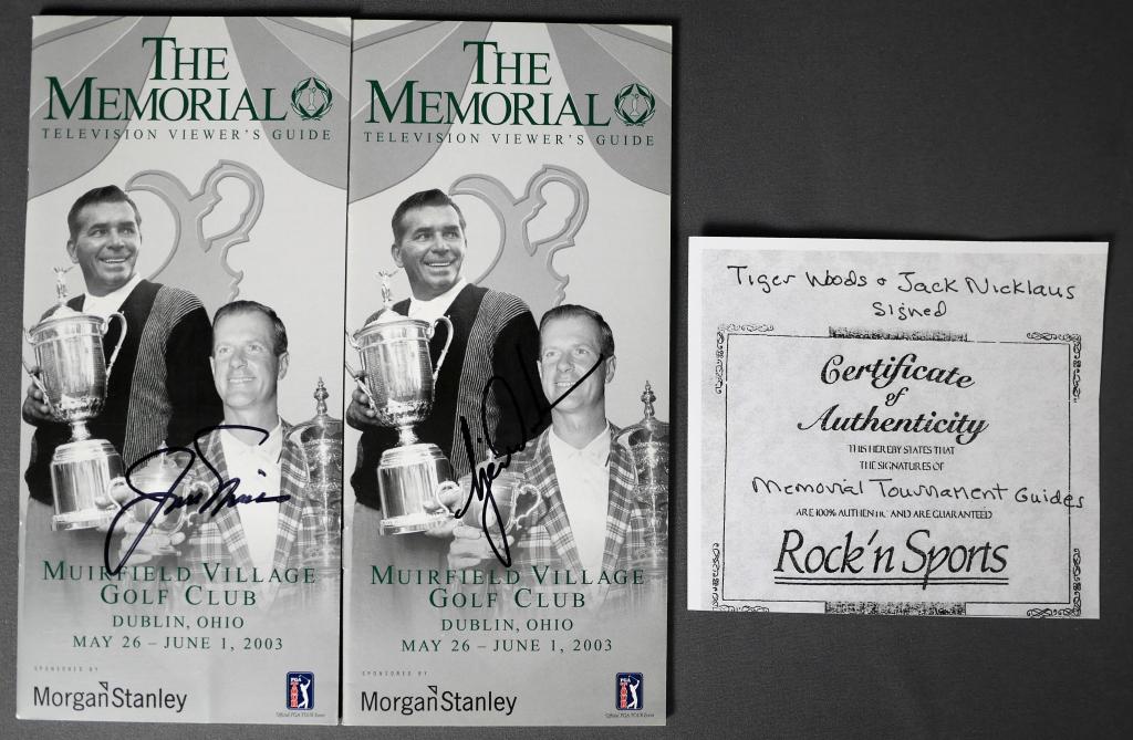 Tiger Woods & Jack Nicklaus Signed Golf Guides (1 of 7)