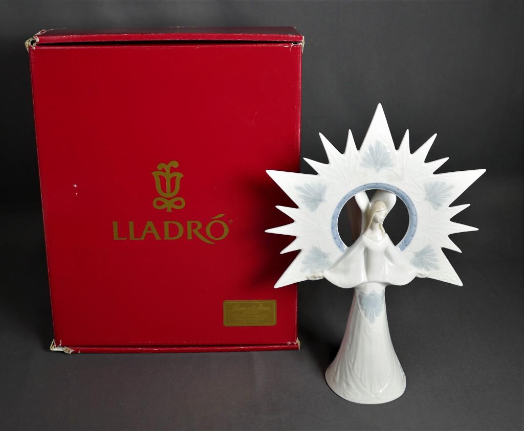 Lladro Angel of Light 6501 Christmas Tree Topper (1 of 4)