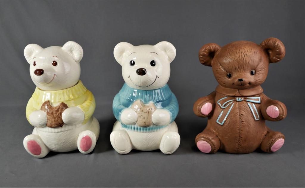 Vintage Teddy Bear Cookie Jars- Metlox California (1 of 5)