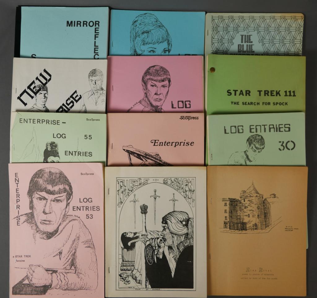 Star Trek Fanzine Books- Lot of Fanzines (1 of 3)