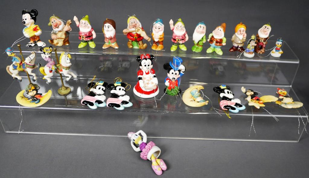 Large Lot of  Vintage Disney Christams Ornaments (1 of 10)