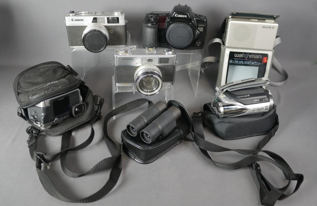 Vintage Cameras & Binoculars- Canon, Sony, Minolta (1 of 9)